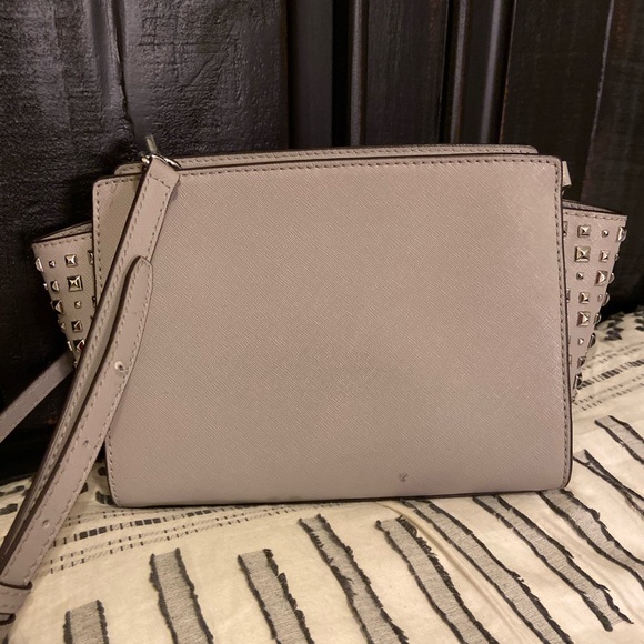 Michael Kors Grey handbag - Picture 2 of 4